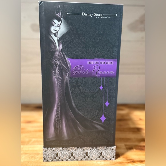 Disney Store Designer Collection Evil Queen [More Evil Than Queen] - Picture 10 of 15